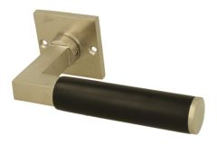 Enkele deurklink “Bauhaus” met rozet matnikkel